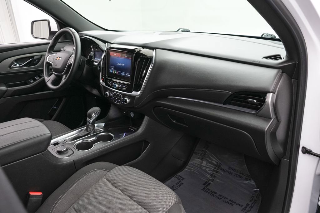 2023 Chevrolet Traverse LT