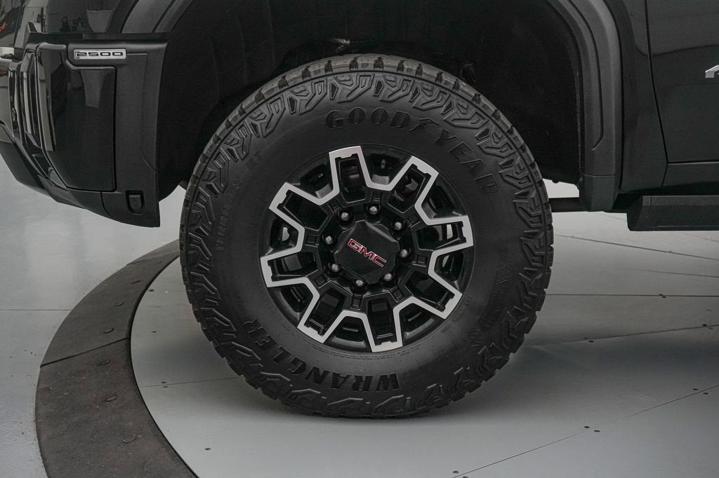 2025 GMC Sierra 2500HD AT4X