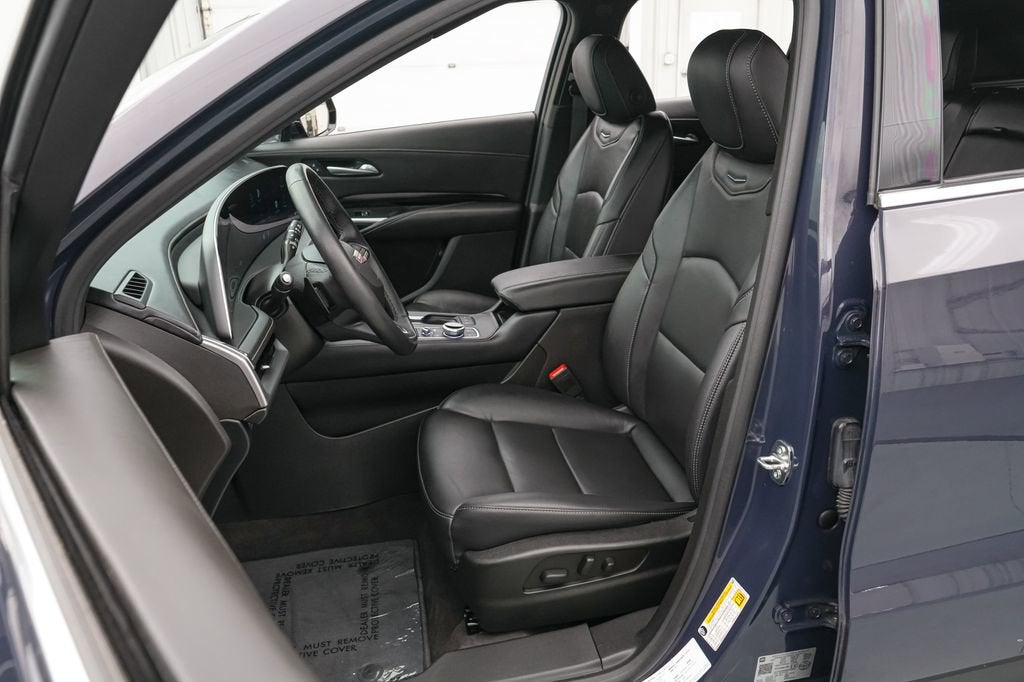 2024 Cadillac XT4 Luxury