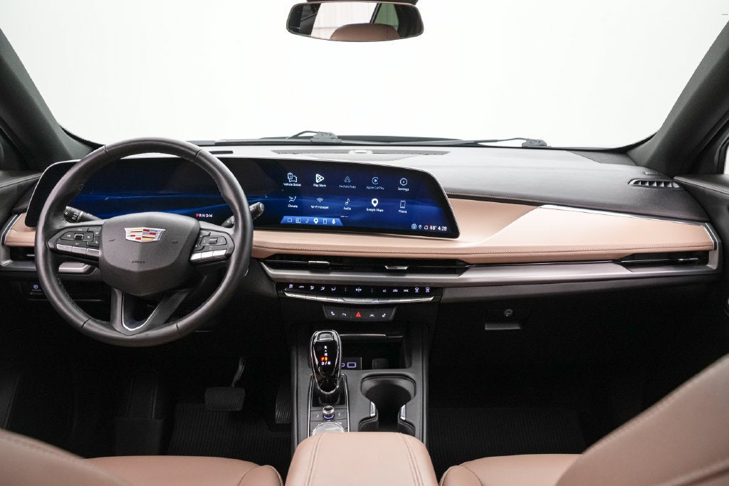 2024 Cadillac XT4 Luxury