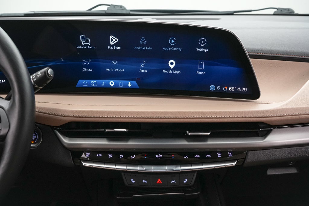2024 Cadillac XT4 Luxury
