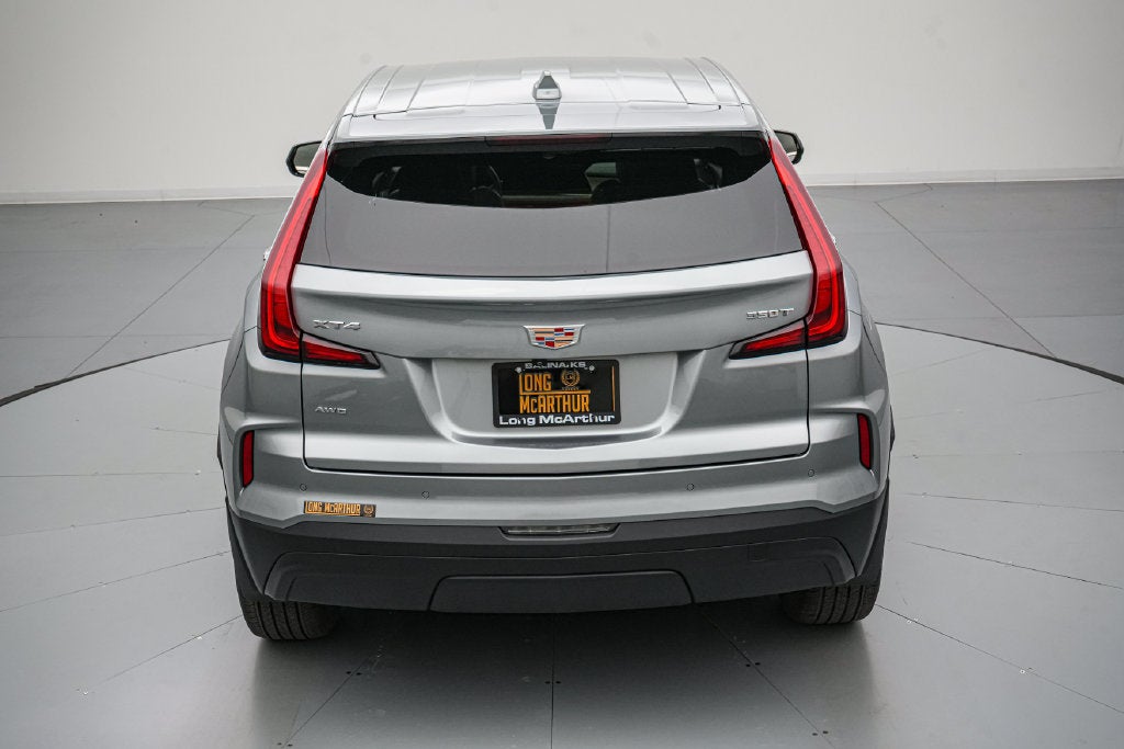 2024 Cadillac XT4 Luxury