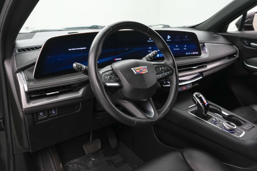 2025 Cadillac XT4 Premium Luxury