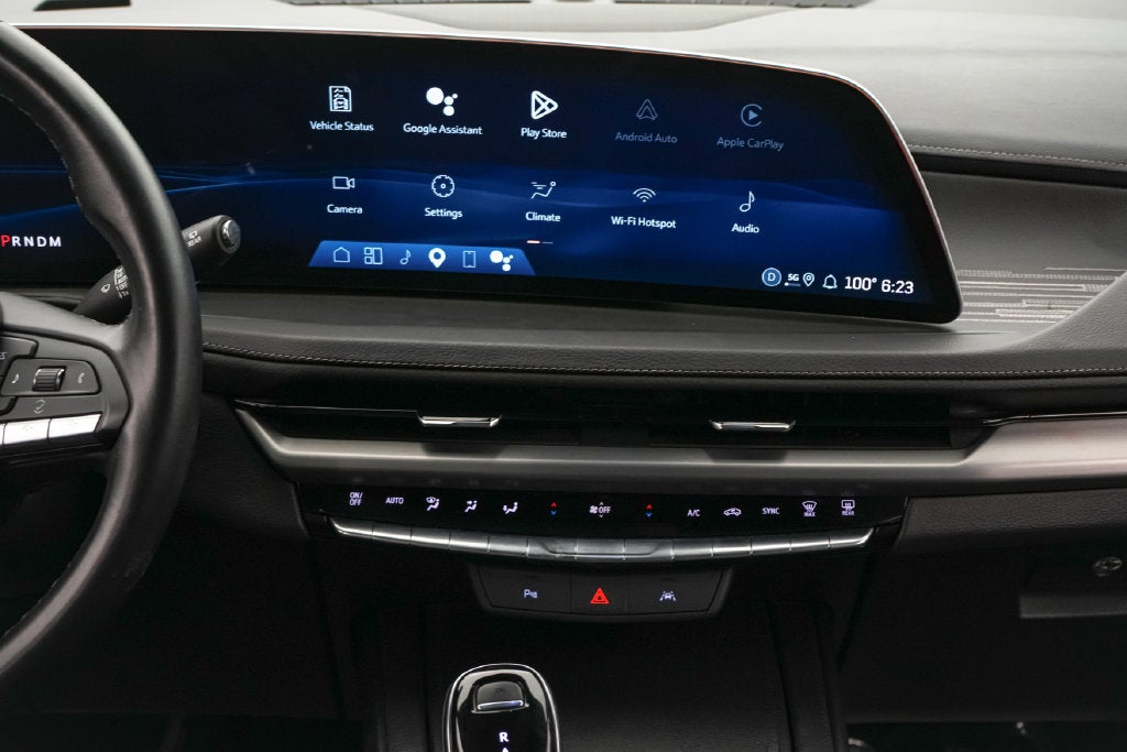 2025 Cadillac XT4 Premium Luxury