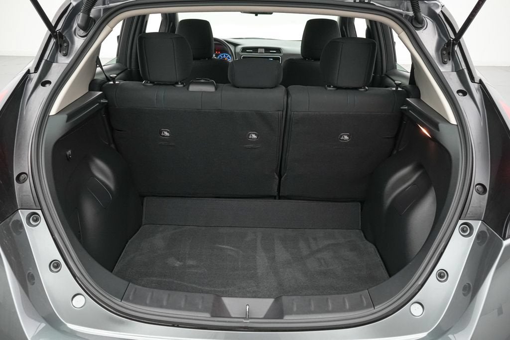 2025 Nissan Leaf S