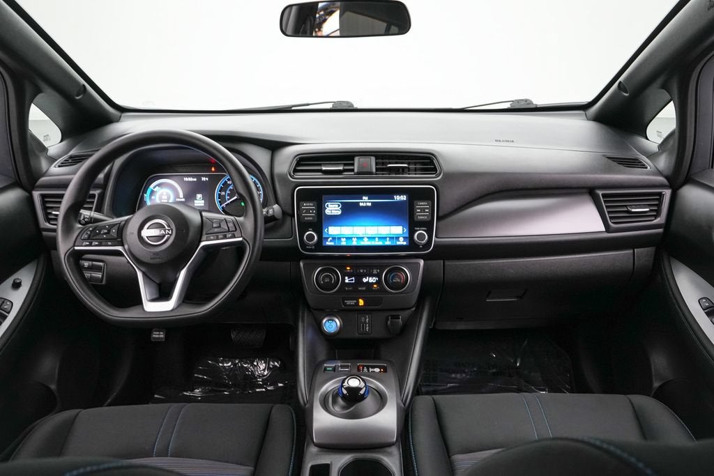 2025 Nissan Leaf S
