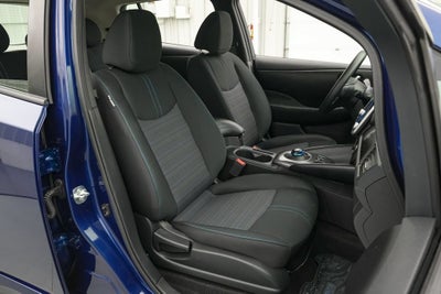 2025 Nissan Leaf S