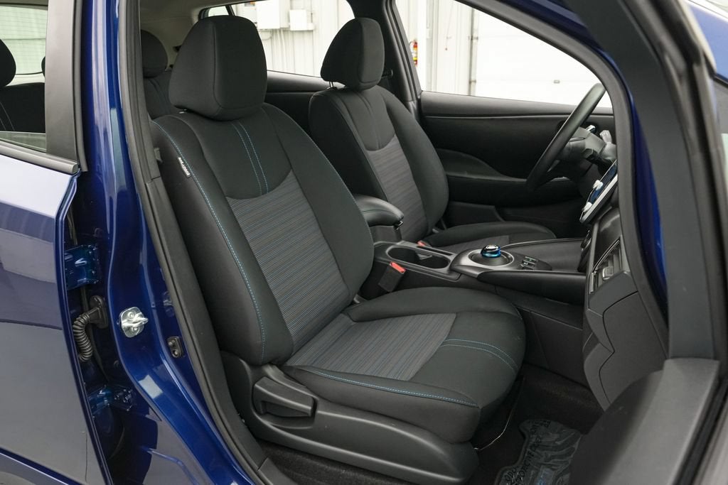 2025 Nissan Leaf S