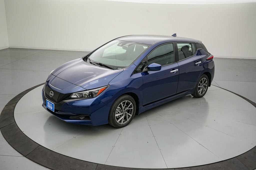 2025 Nissan Leaf S