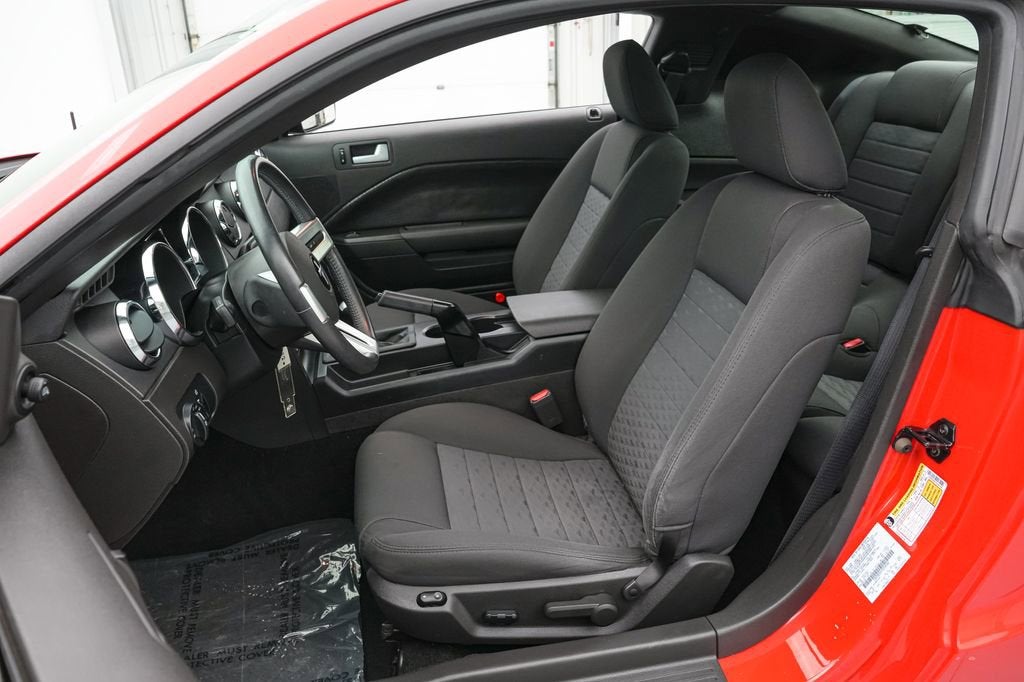 2007 Ford Mustang GT Deluxe
