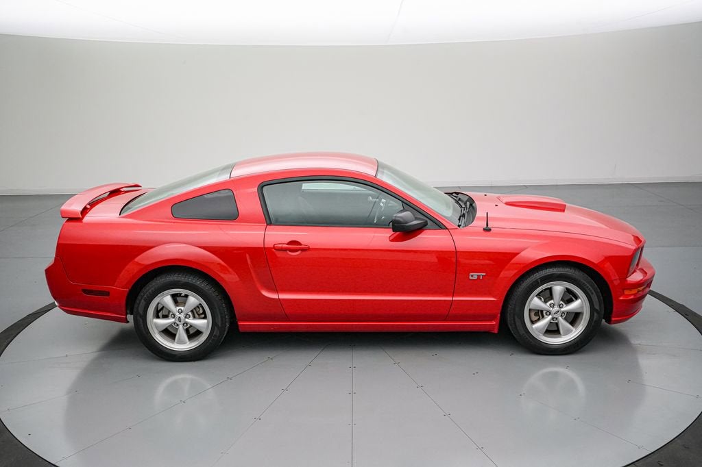 2007 Ford Mustang GT Deluxe