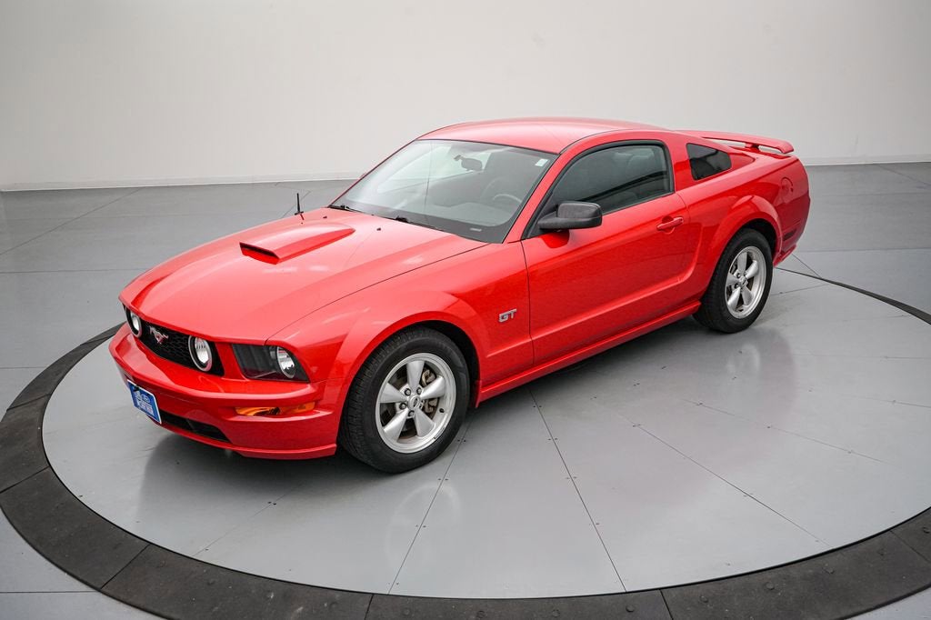 2007 Ford Mustang GT Deluxe
