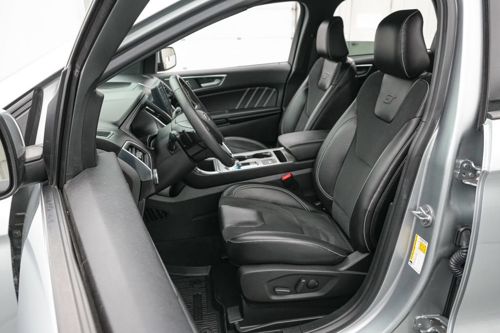 2023 Ford Edge ST