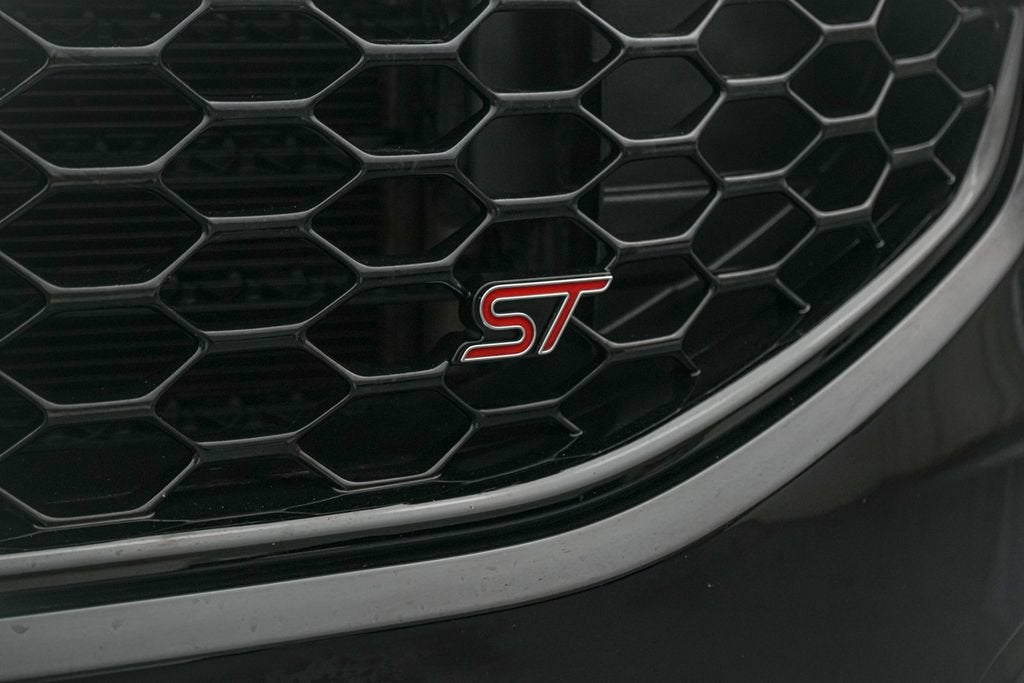 2023 Ford Edge ST
