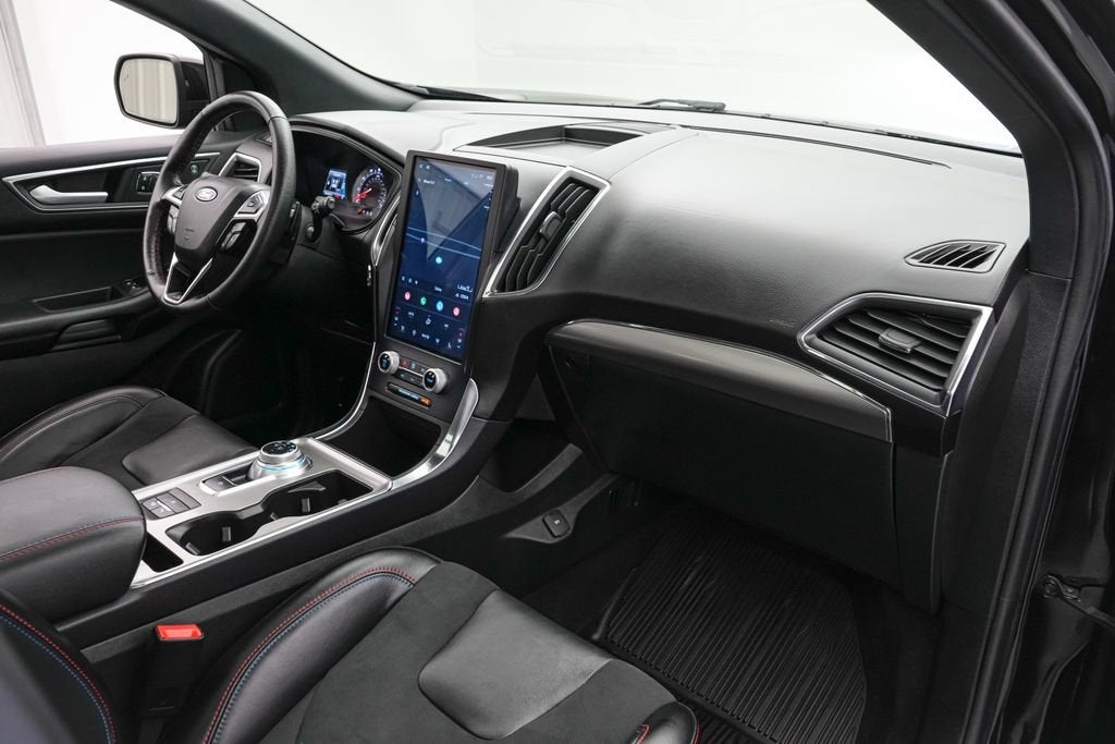 2023 Ford Edge ST