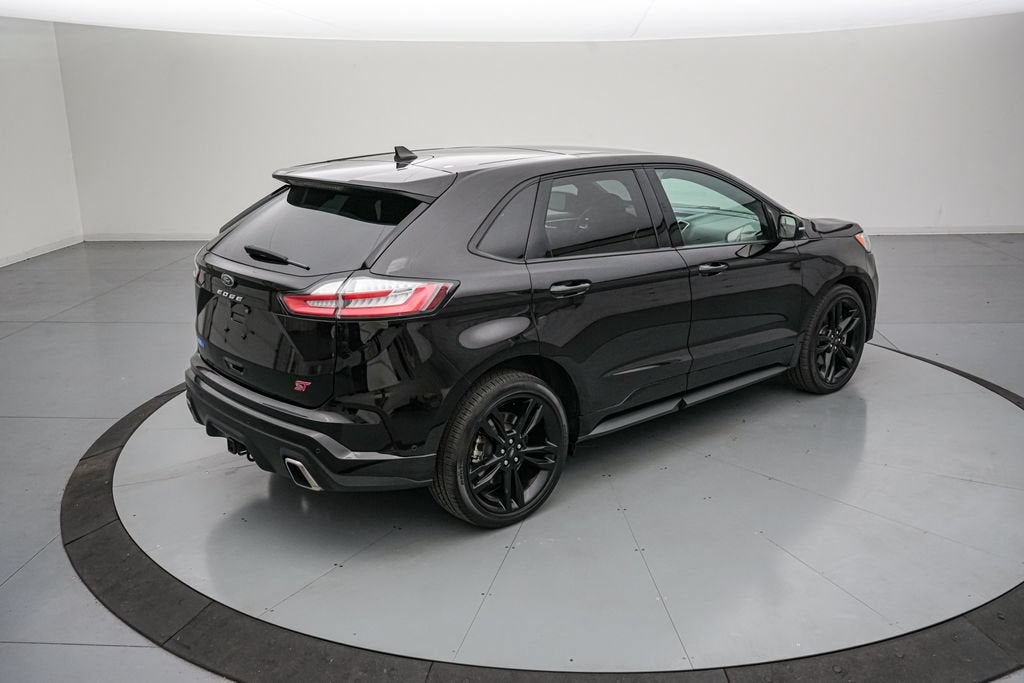 2023 Ford Edge ST