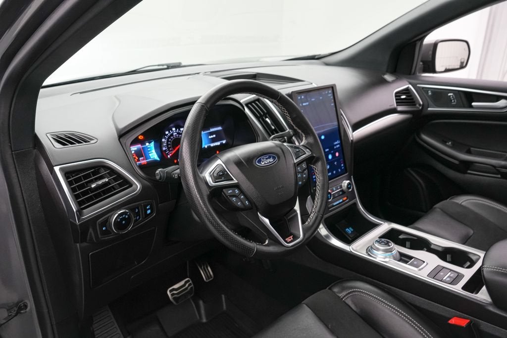 2023 Ford Edge ST