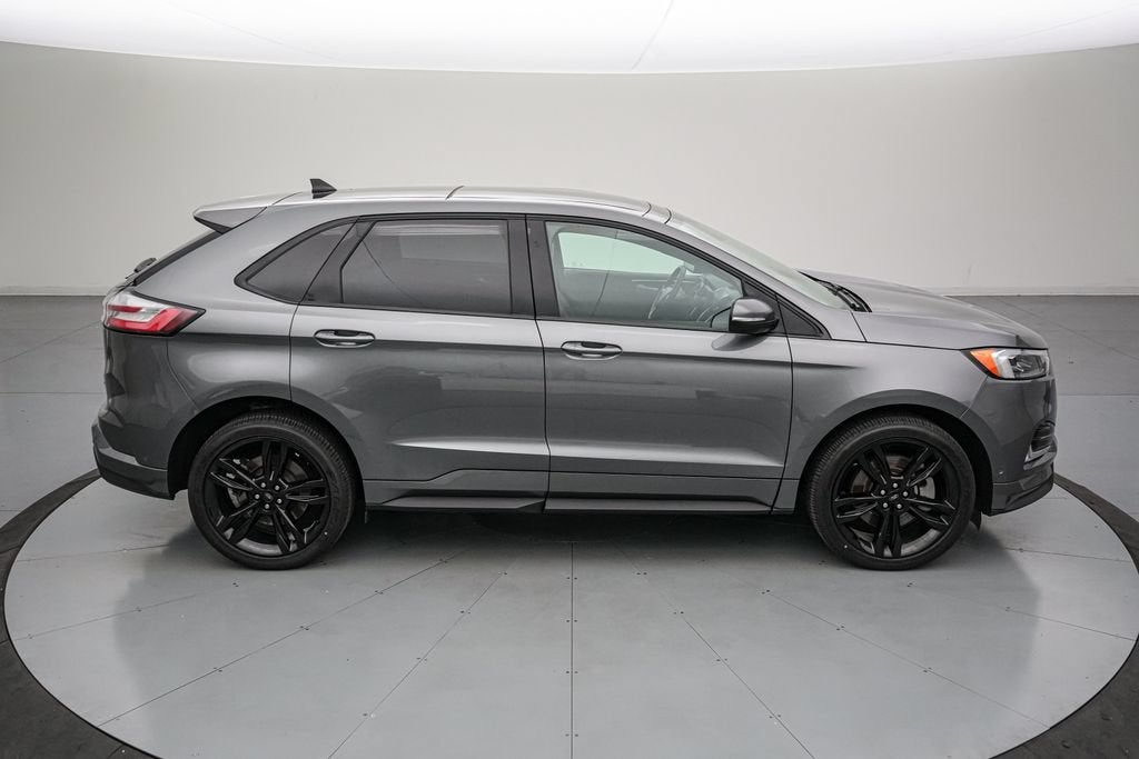 2023 Ford Edge ST