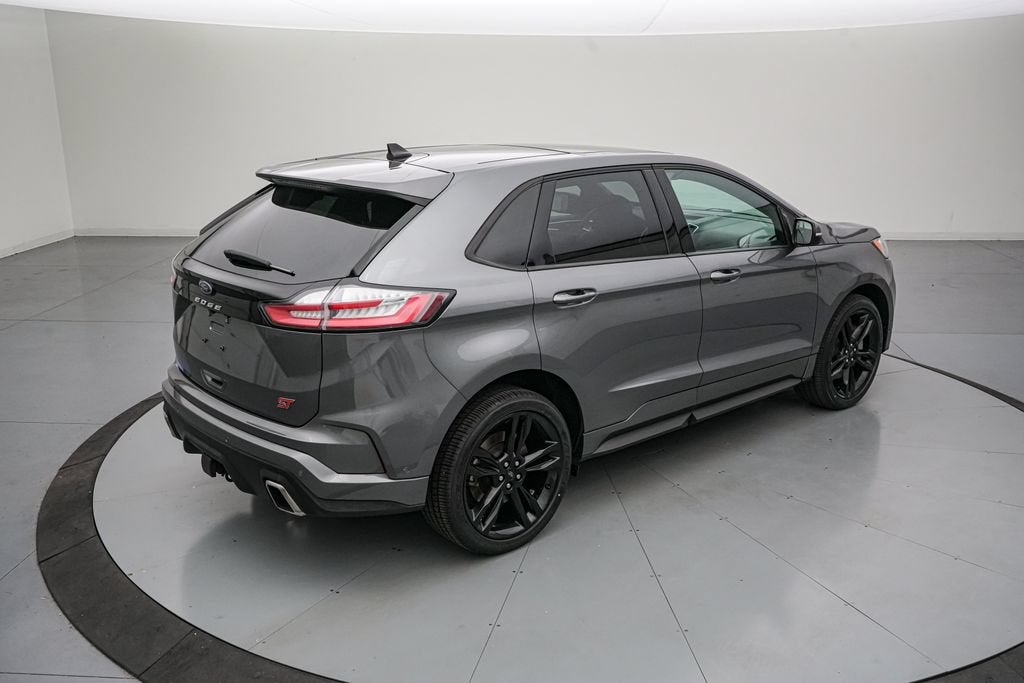 2023 Ford Edge ST