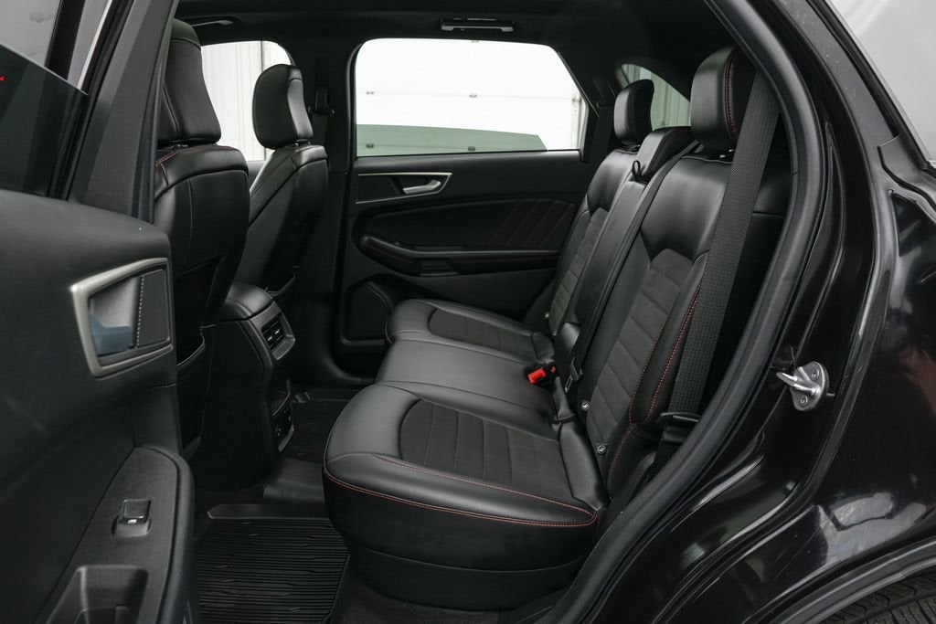 2022 Ford Edge ST Line