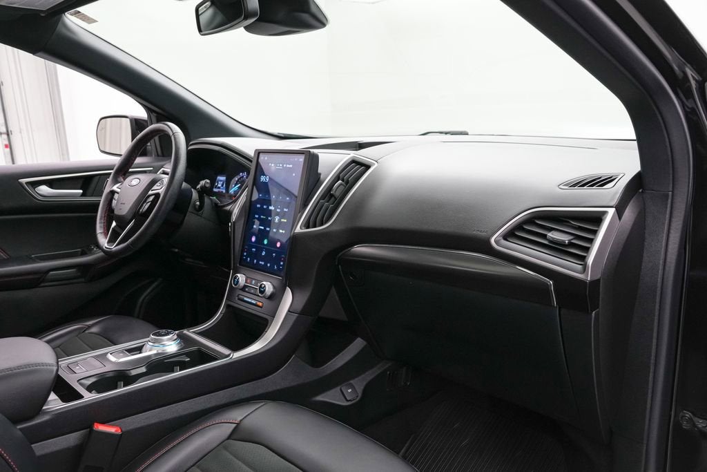 2022 Ford Edge ST Line