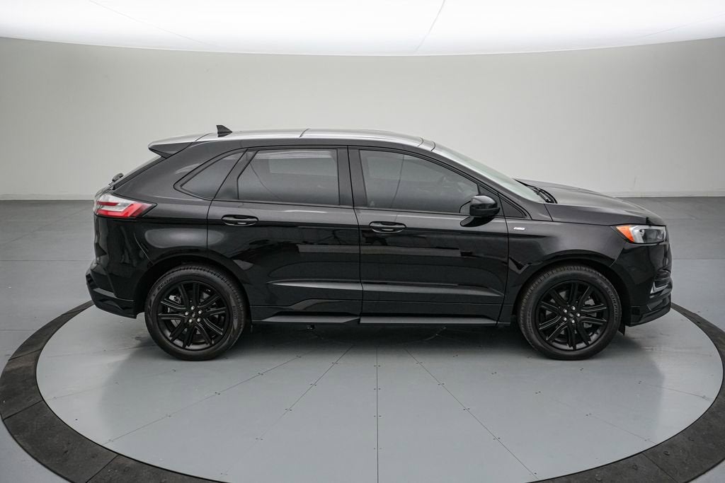 2022 Ford Edge ST Line