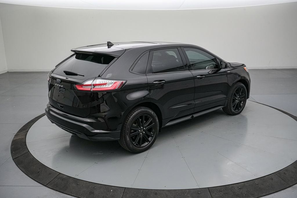 2022 Ford Edge ST Line