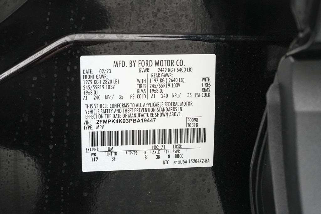 2023 Ford Edge Titanium