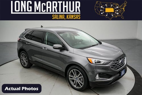 2022 Ford Edge Titanium