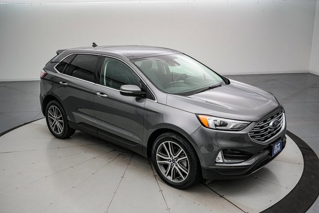 2022 Ford Edge Titanium
