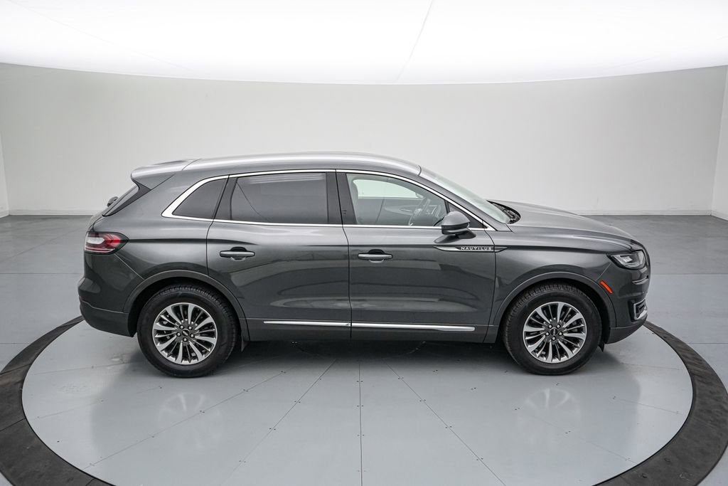 2020 Lincoln Nautilus Standard