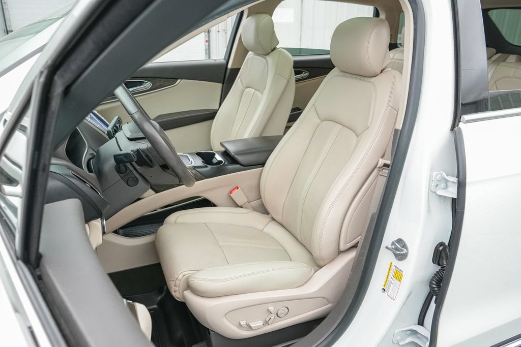 2020 Lincoln Nautilus Reserve