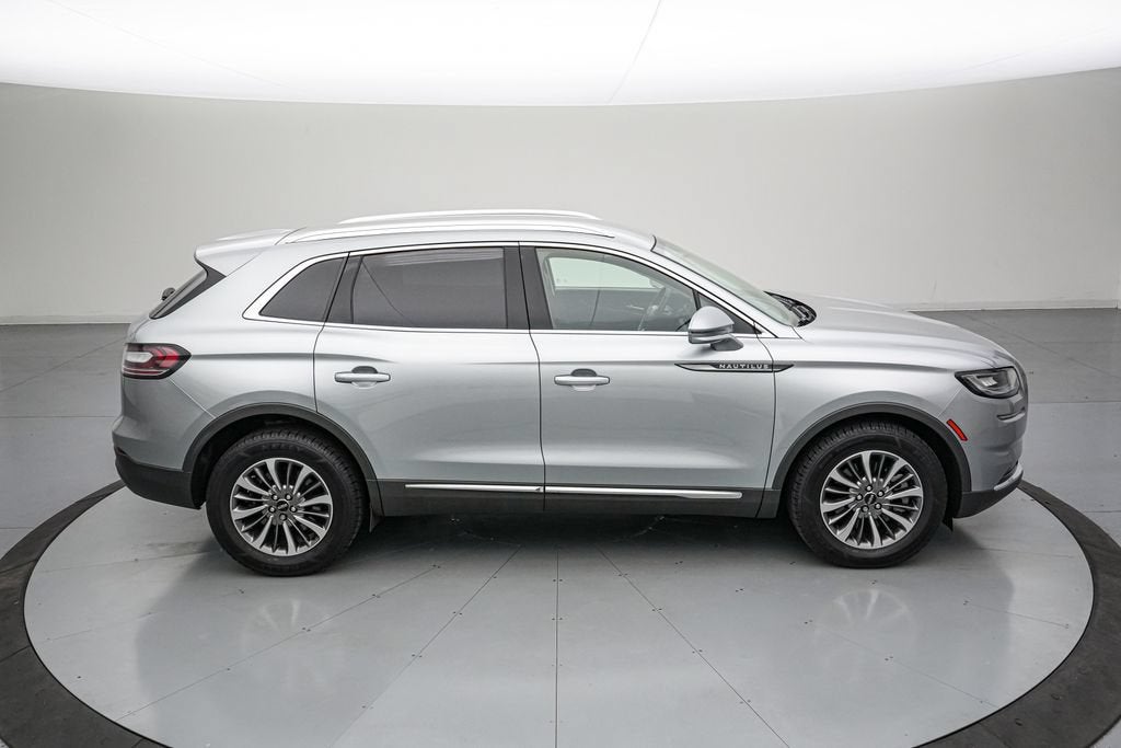 2022 Lincoln Nautilus Standard