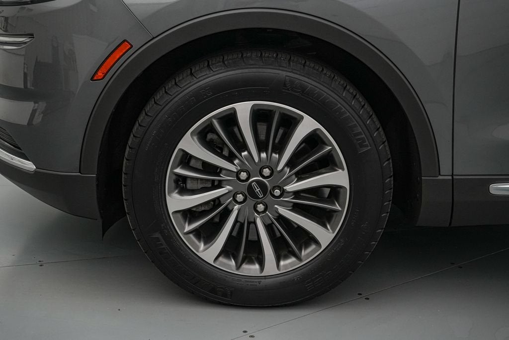 2023 Lincoln Nautilus Standard