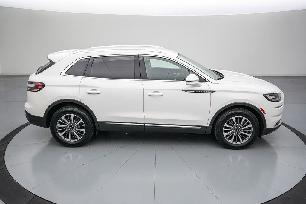 2022 Lincoln Nautilus Standard