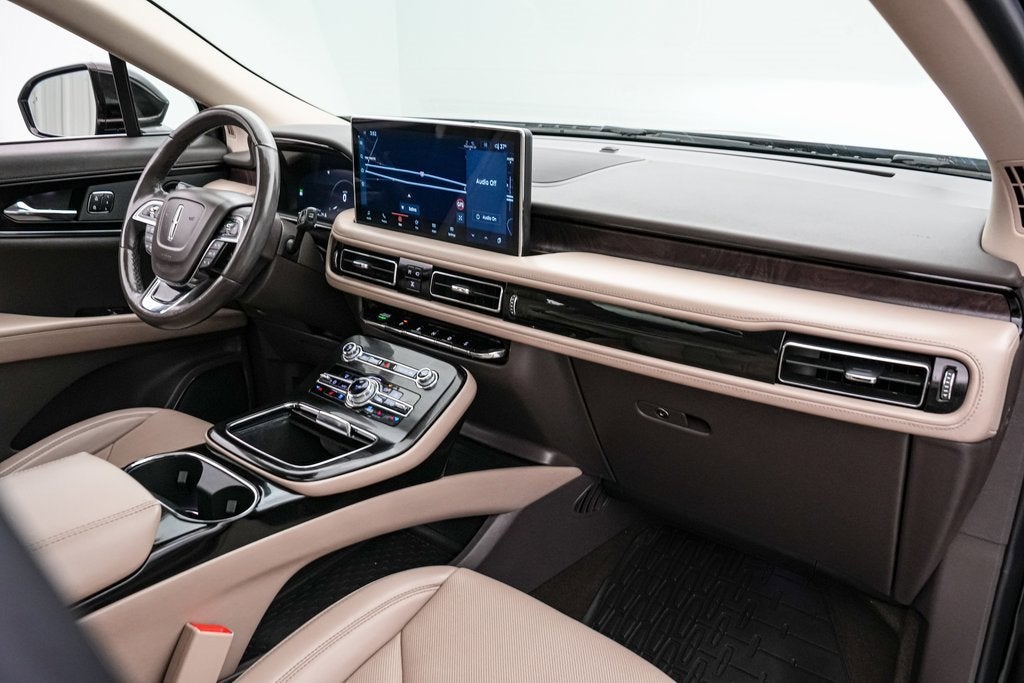 2021 Lincoln Nautilus Reserve