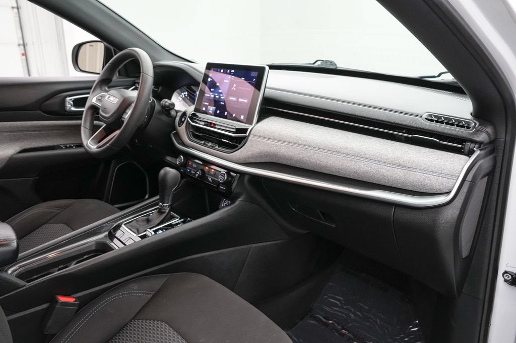 2023 Jeep Compass Sport