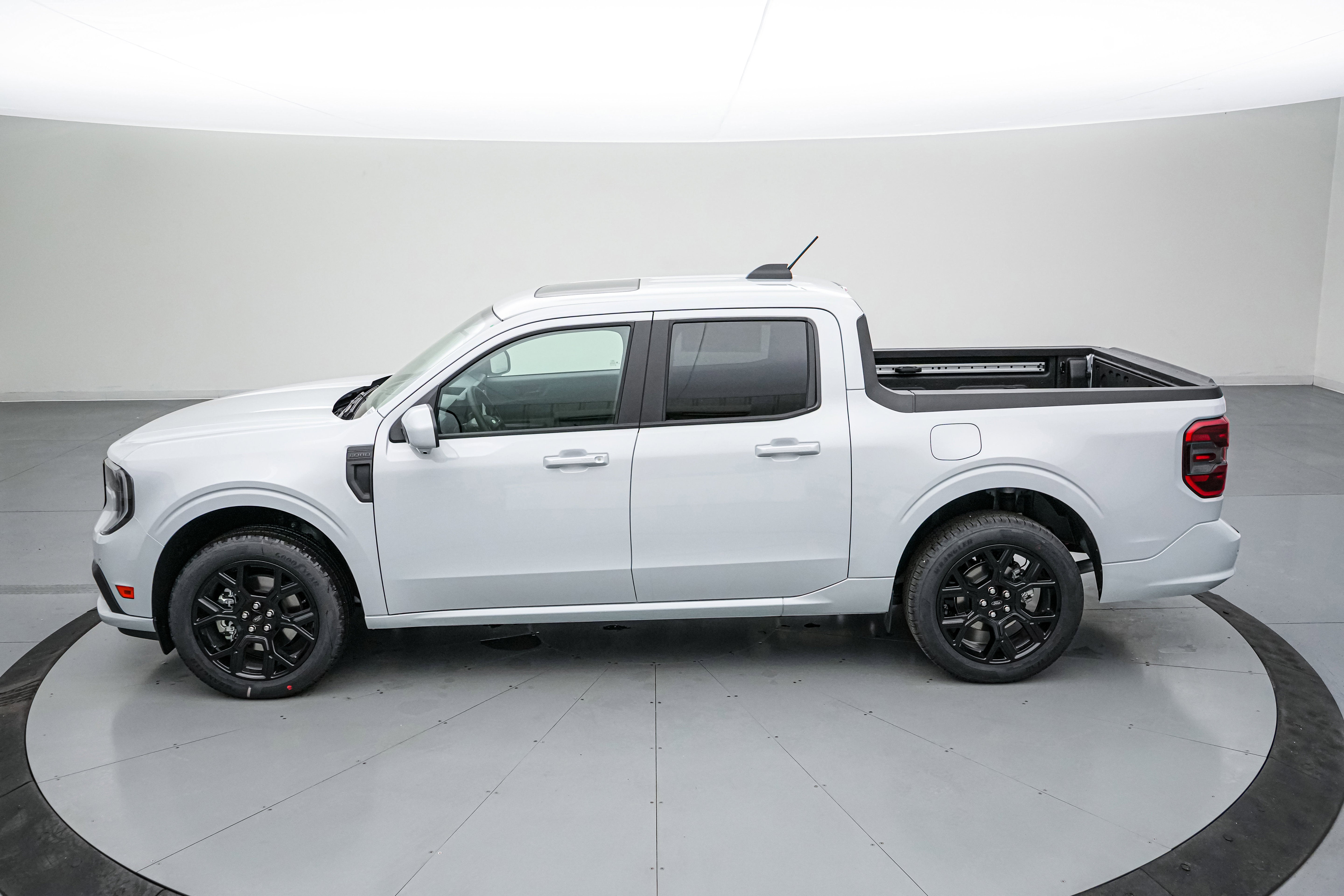 2026 Ford Maverick Lobo High