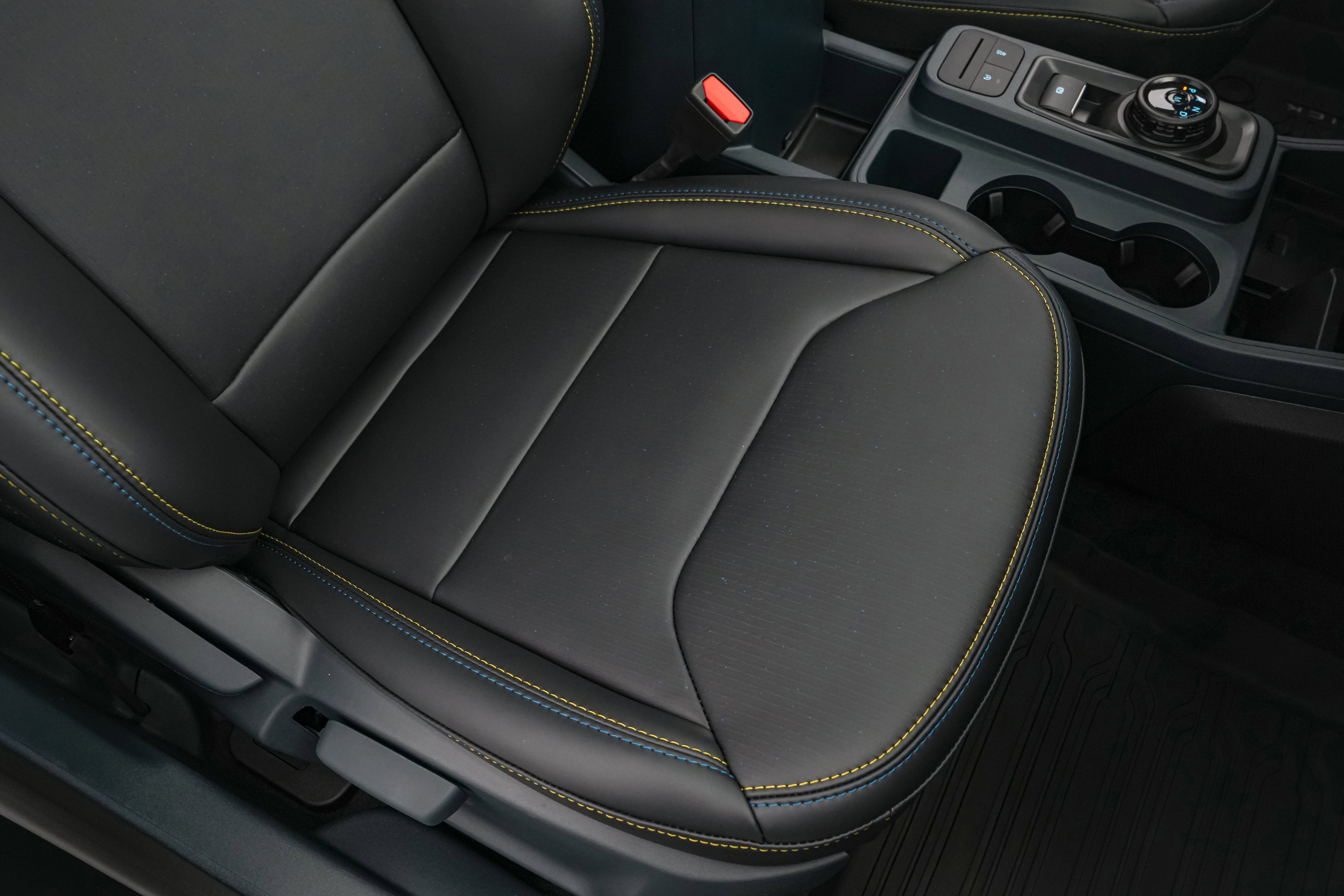 2026 Ford Maverick Lobo High