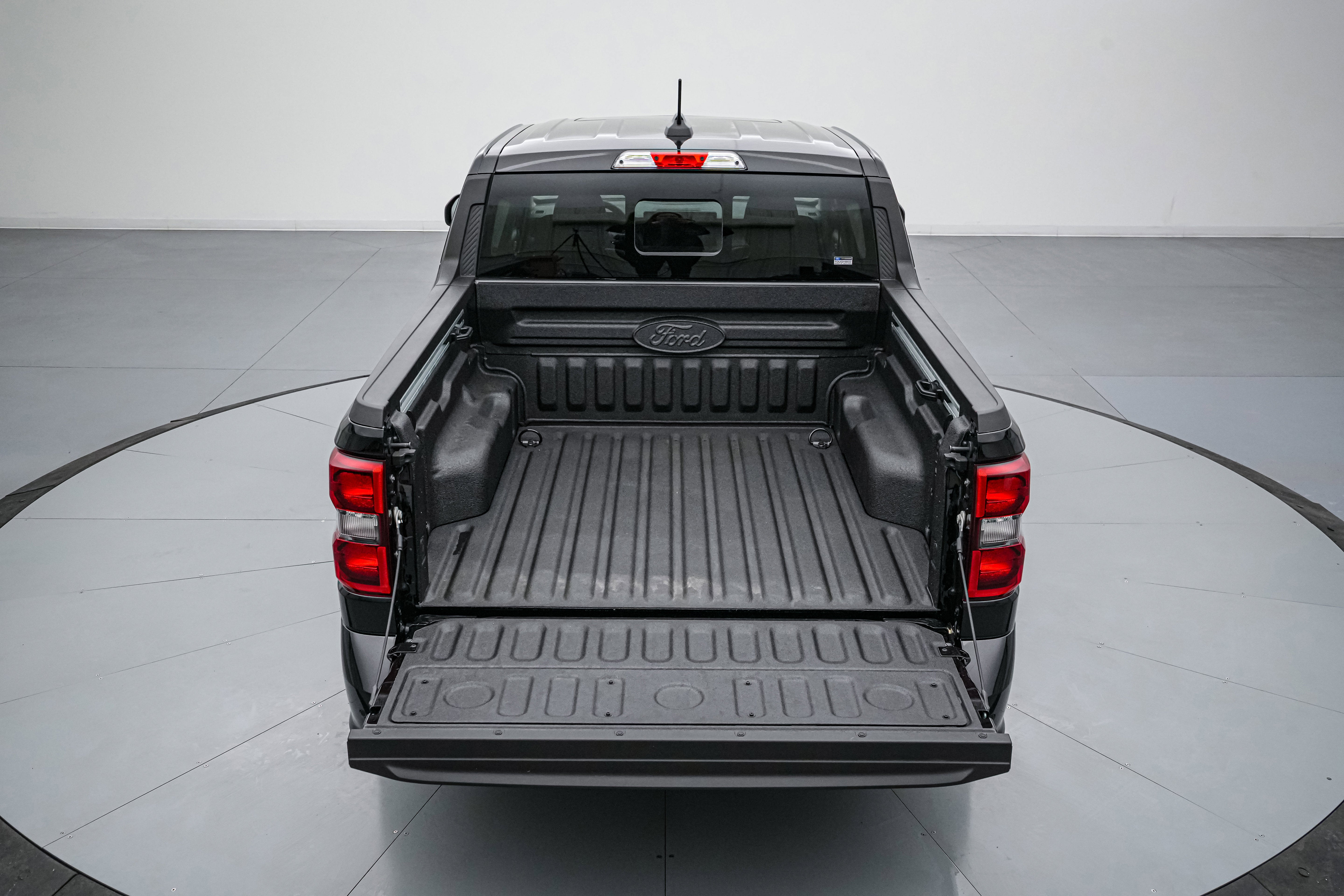 2026 Ford Maverick Lobo High