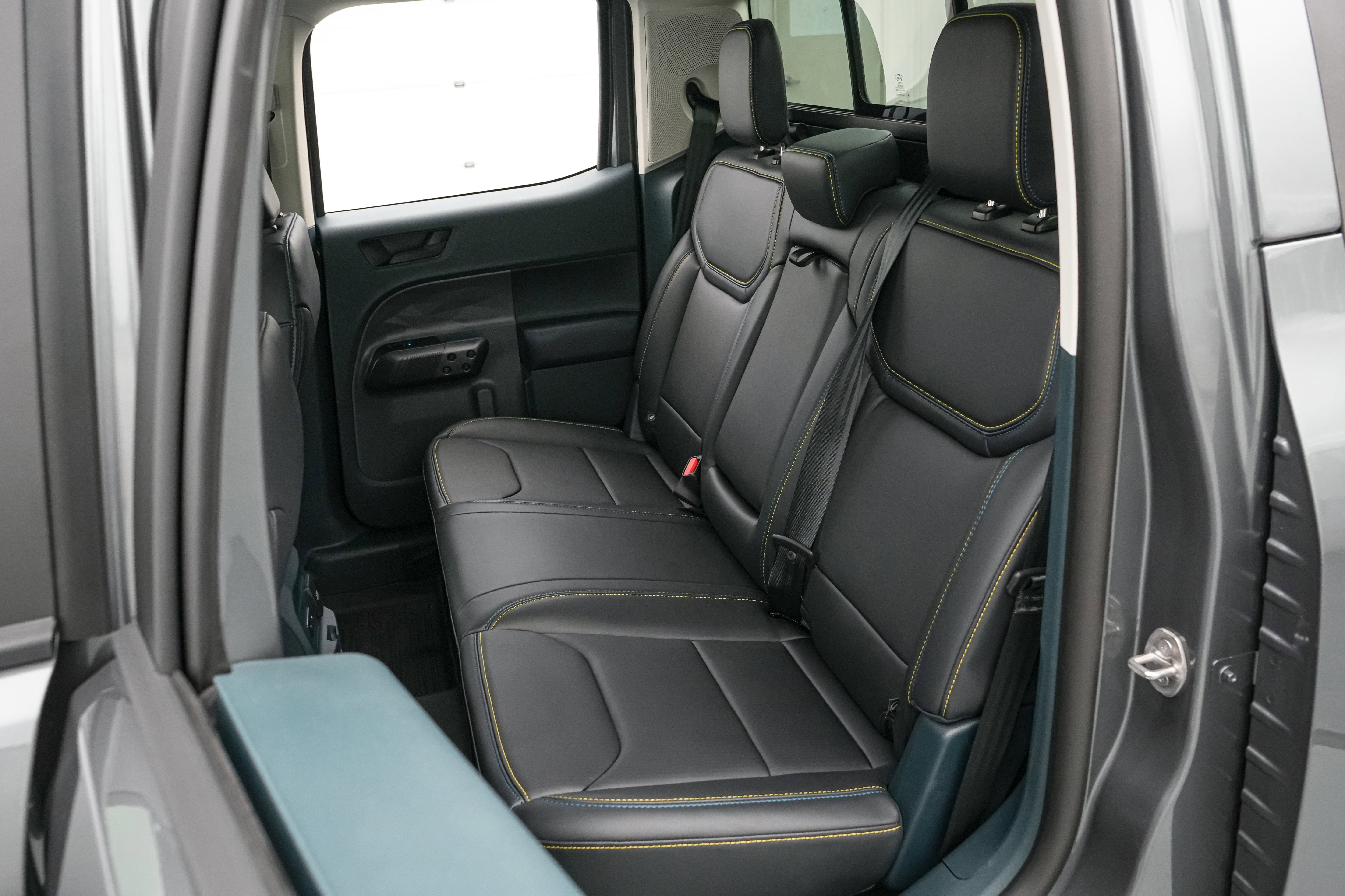 2026 Ford Maverick Lobo High