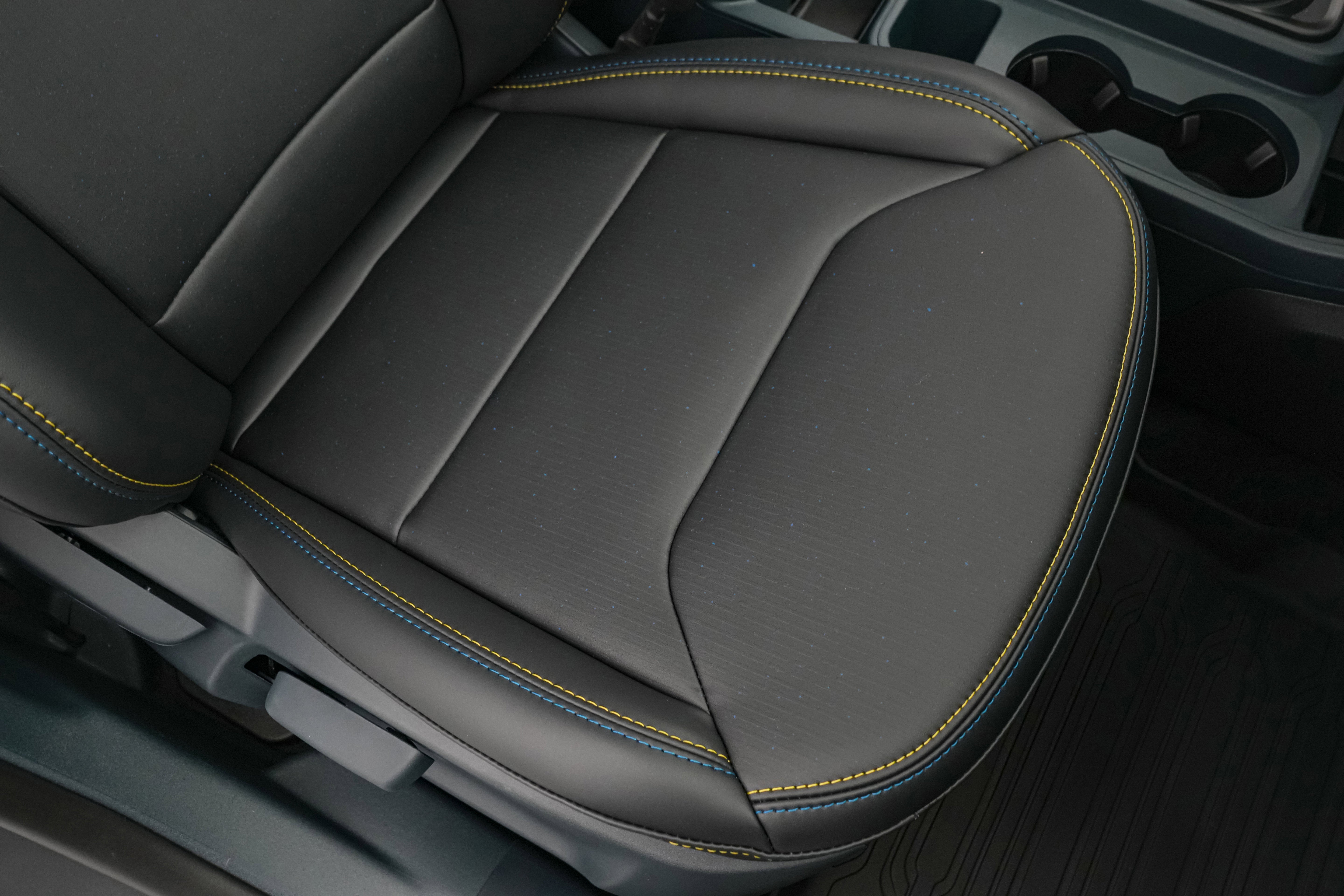 2026 Ford Maverick Lobo High