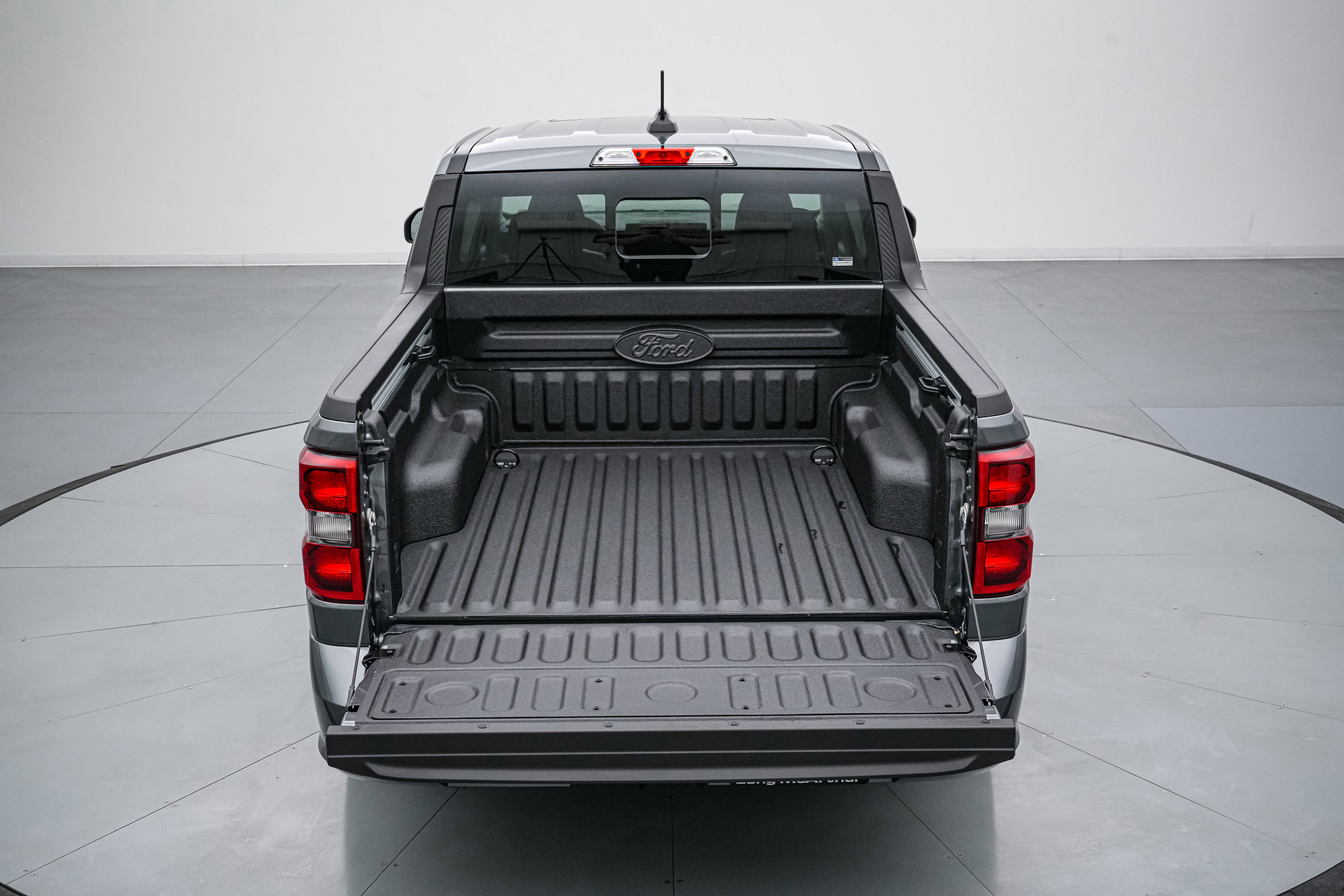 2026 Ford Maverick Lobo High