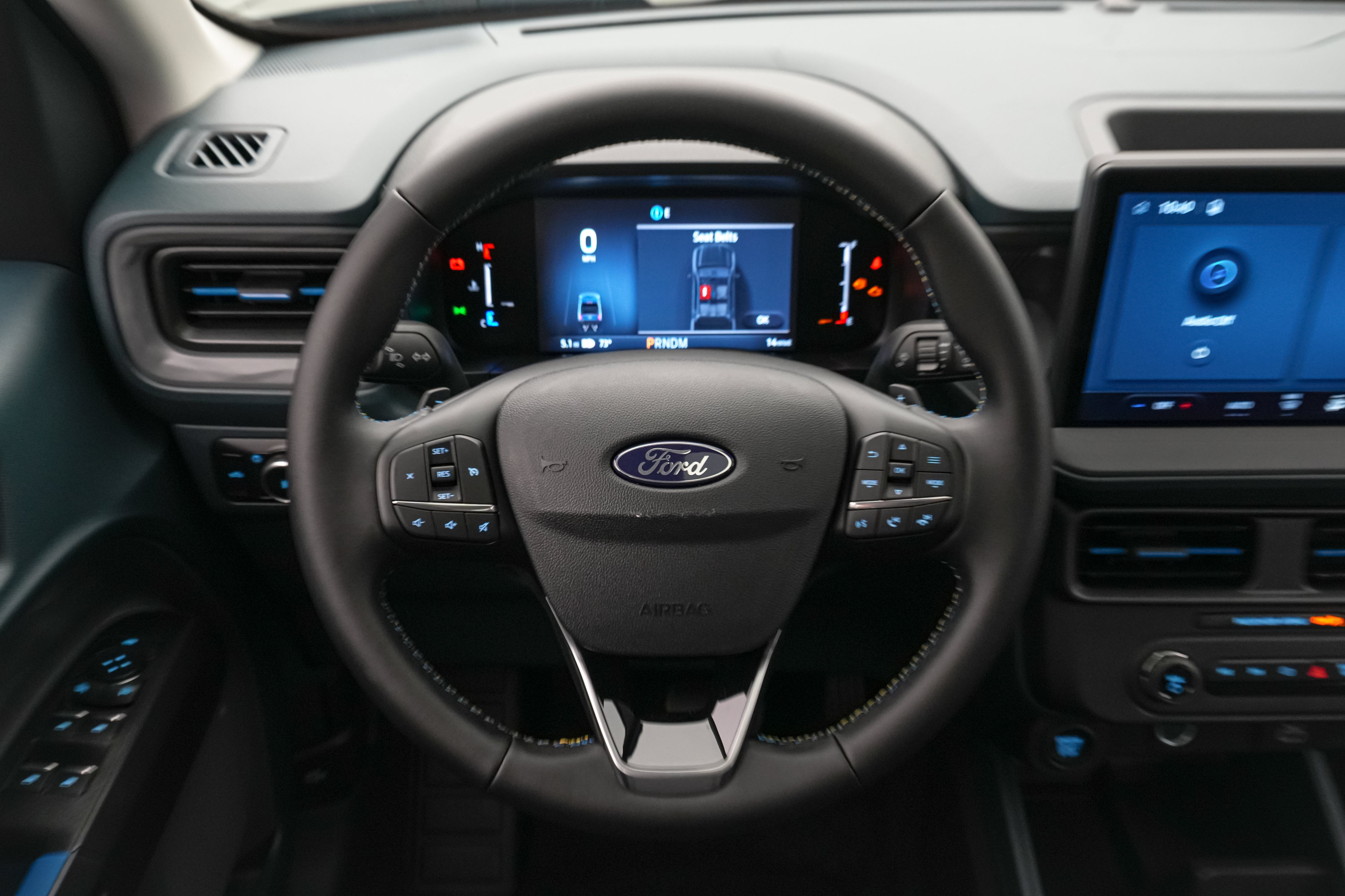 2026 Ford Maverick Lobo Standard