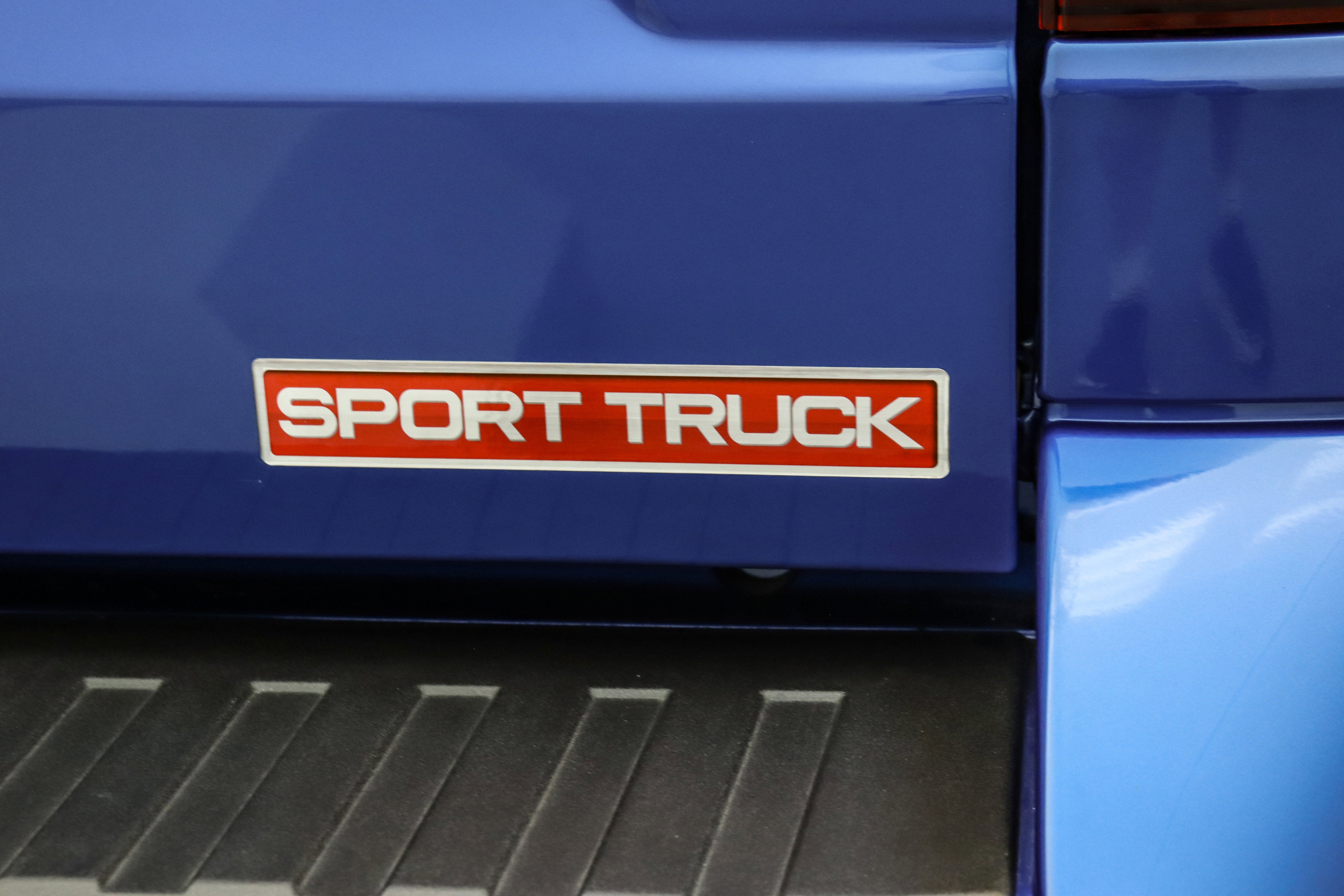 2025 Ford Maverick Lobo Sport Truck