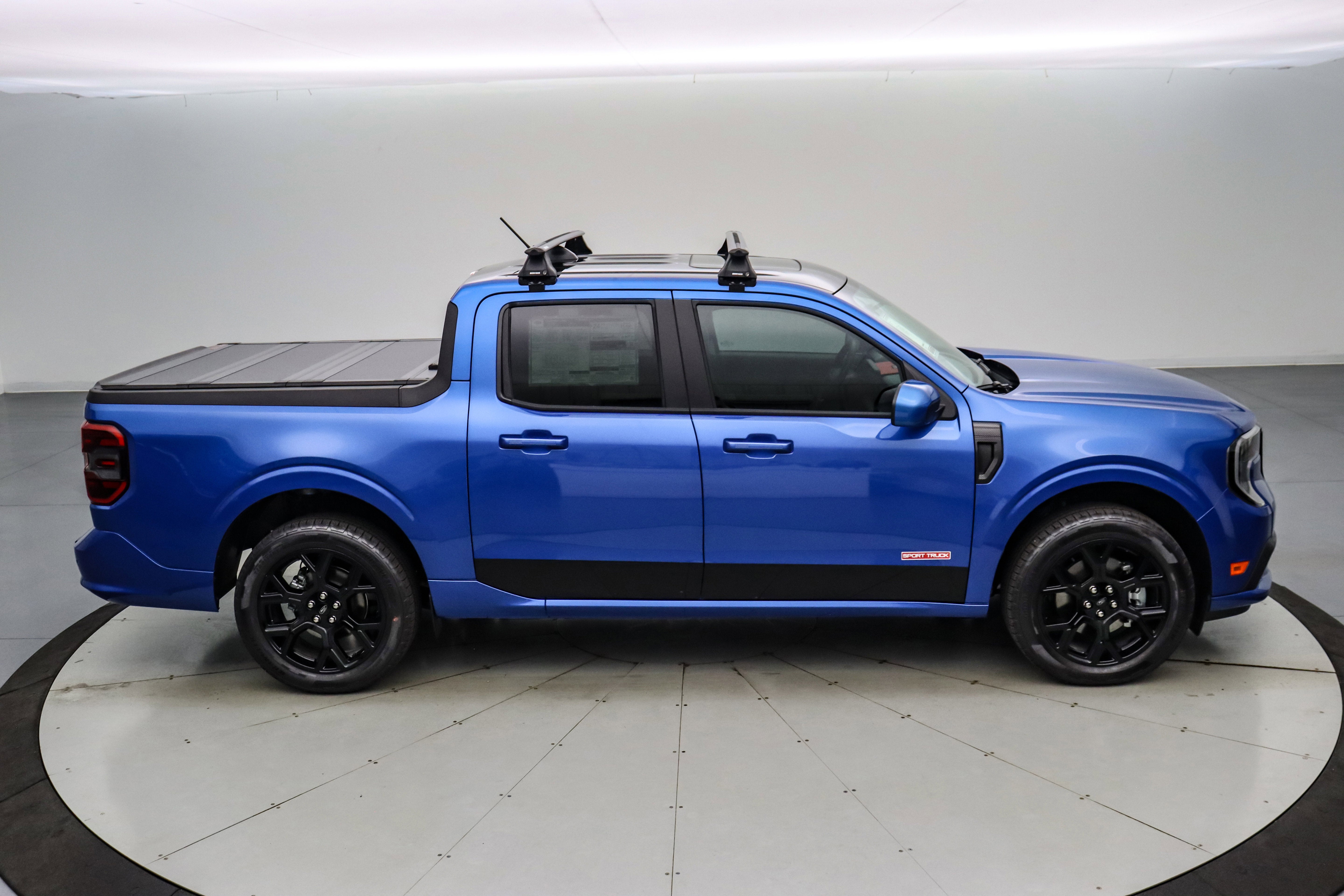 2025 Ford Maverick Lobo Sport Truck