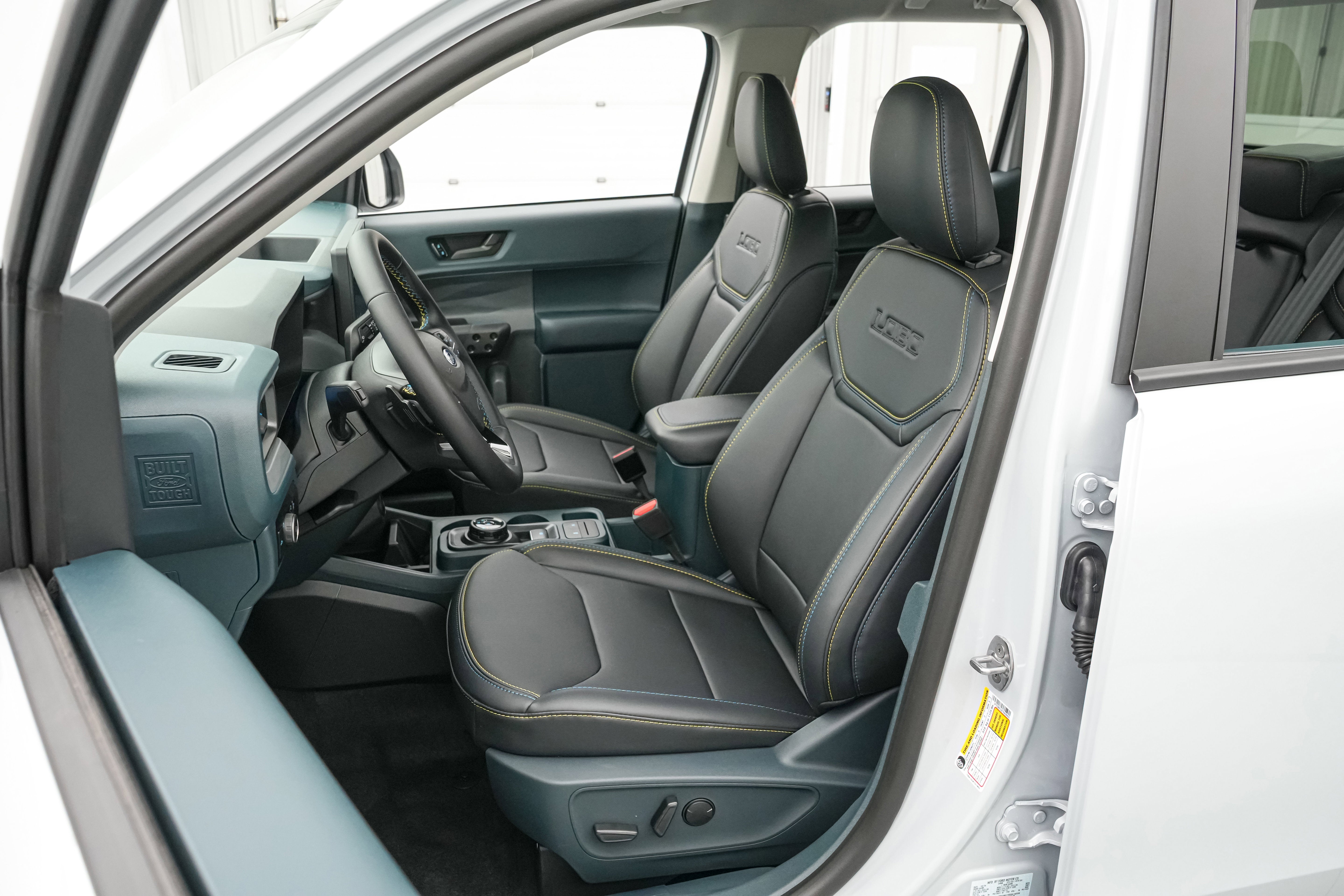 2026 Ford Maverick Lobo Standard