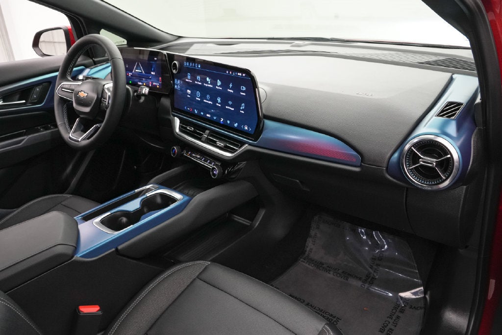 2024 Chevrolet Equinox EV LT w/ 2LT