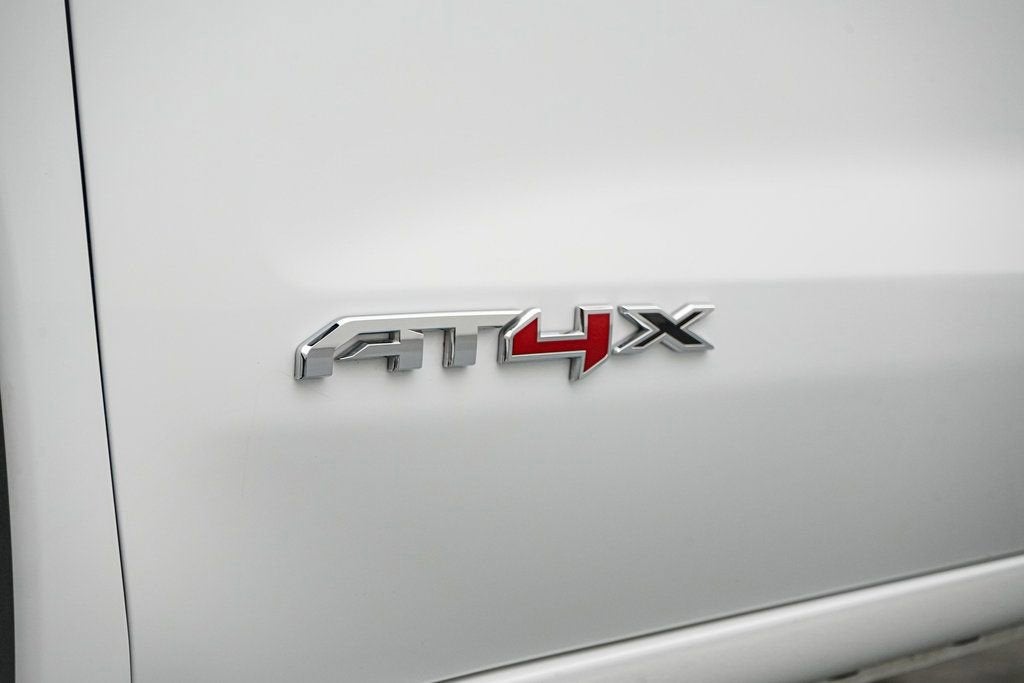 2024 GMC Sierra 1500 AT4X