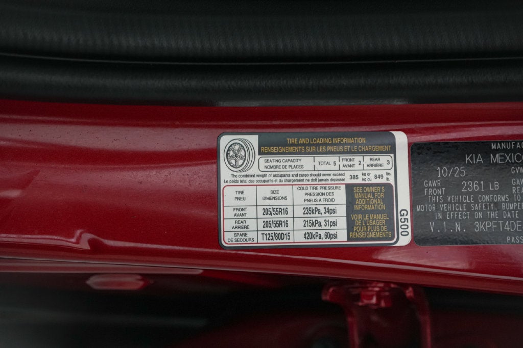 2025 Kia K4 LXS